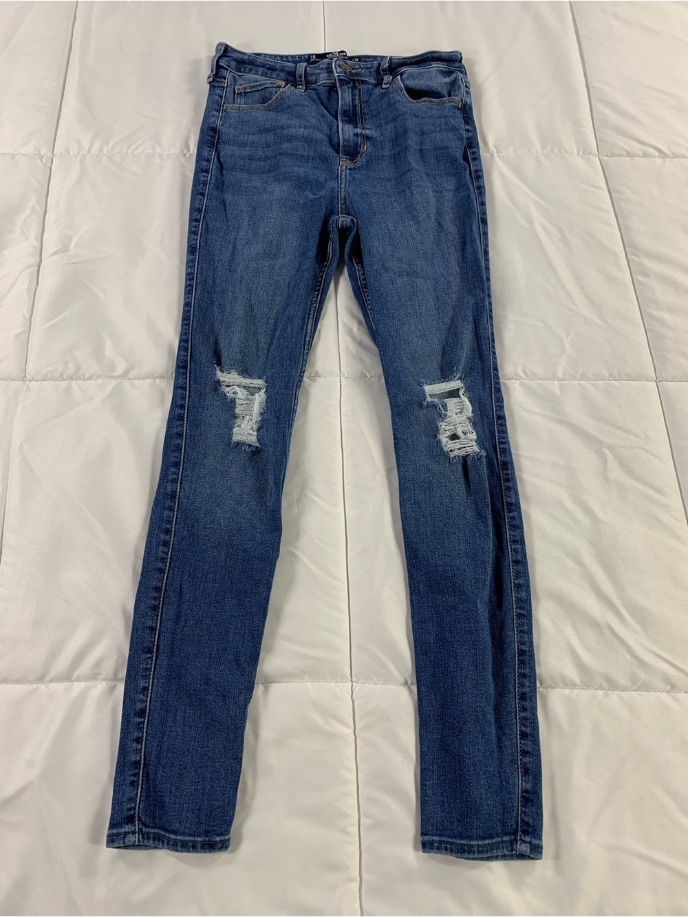 Pre loved HOLLISTER jeans womems size 28